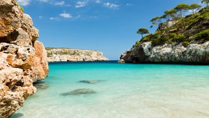 Nové pravidlá v obľúbených letných destináciách. Za alkohol vám hrozí vysoká pokuta