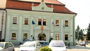 Na mestskom úrade v Skalici zasahovala NAKA, vypočuli 11 ľudí