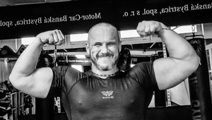 Náhle zomrel známy tréner a priekopník bojových športov