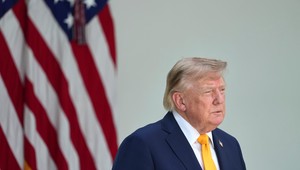 Štúdio 24: Celkový dlh USA zlomil nový rekord. Na jeho splácaní sa budú podieľať aj Slováci, tvrdí ekonóm