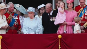 Šokujúca správa z kráľovskej rodiny! Po očkovaní sa u princeznej vytvorili zrazeniny!