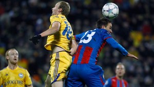 LM: Bakoš vystrieľal Plzni víťazstvo, Barca uspela v Miláne