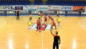 Tri série o umiestnenie víťazne pre domáce tímy