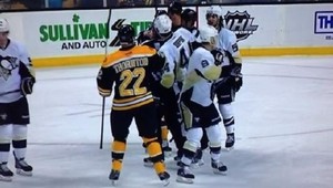 Thornton dostal za atak na Orpika pätnásťzápasový dištanc!