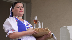 Katka v Bez servítky hrdo prezentuje svoj kraj: Viete, čo musí mať doma každý východniar?