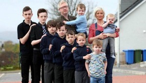 Čaká desiateho syna v rade. S manželom v bráne má celú futbalovú jedenástku