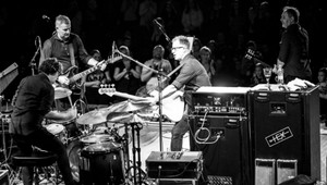 Fanúšikovia sa dočkali. Hex vydáva nový album v podobe knihy