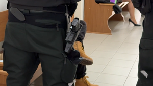 Z online priateľstva sa stal teror: Dve ženy dohnali mladé dievča k sebapoškodzovaniu