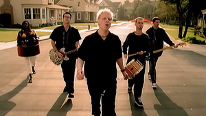 Šok pre člena slávnej kapely! Vyhodili ho, lebo sa nedal očkovať, hoci mu to neodporúčal ani lekár!