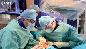 Levočskí chirurgovia prvýkrát použili novú operačnú metódu. Na vyplnenie defektu kosti im poslúžilo bioaktívne sklo