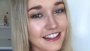 Laura si objednala kvetinovú blúzku na oslavu: Na akú postavu TOTO ušili?