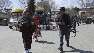 V Kábule útočil samovražedný atentátnik, zomrelo najmenej 26 ľudí