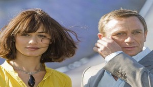 Ruskí komunisti nenávidia novú bondgirl