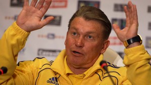 Blochin počas tlačovej konferencie volal novinára na "férovku"