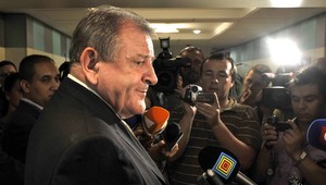 Mečiar a Csáky sa do parlamentu nedostali