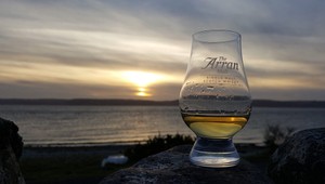 Na škótskom ostrove Arran vzniká nová pálenica rovnomennej whisky
