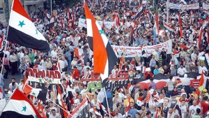 Veľvyslanec - pes! Demonštranti vtrhli na americkú ambasádu