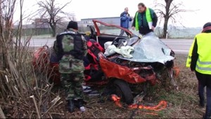 Tragická nehoda pri Šuranoch: Príčinou bol alkohol!