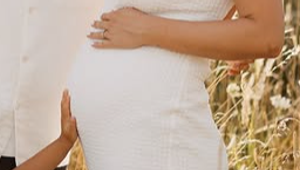 Baby boom pokračuje! Aj TENTO známy párik ohlásil očakávanie prírastku!