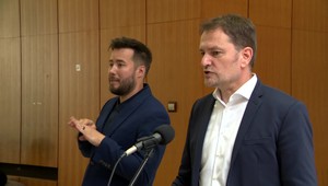 Ministerstvo financií sa sporí s ministerstvom dopravy. Hrozí redukcia vlakových spojov a prepúšťanie