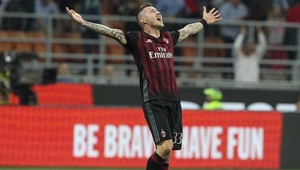 Gólové torpédo Kucku. Pomohlo AC Milánu k bodom