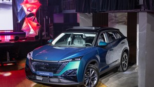 Viac ako 1 000 dodaných vozidiel, Dongfeng odhalil predaj aj nové modely Mage & U-Tour V9
