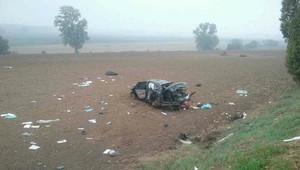 Vodiča po tragickej nehode pri Šintave obvinili, vo vraku auta našli policajti striekačky