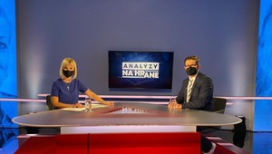 Analýzy Na hrane s politológom Lenčom: Matovič robí to, čo robil doteraz. Prezentuje sám seba