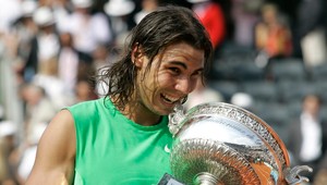 Nadal štvrtýkrát v rade kráľom Paríža, vyrovnal sa Borgovi