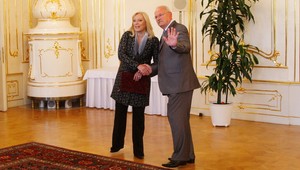 Gašparovič ukázal silu, Radičová utiekla