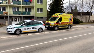 Žena v domove opatrovateľskej služby sa vyhrážala samovraždou