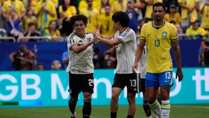 Japonci strelili Brazílii otvárací GÓL