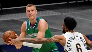 Spravodlivosť na štýl NBA. Jamesovi prehrešok prešiel, inému nie