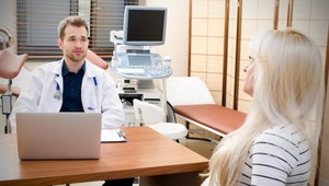 Zdravotnícka novela prešla. Lekári budú môcť ordinovať v doplnkových hodinách