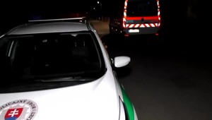 Neefektivita pri prevoze pacientov v ťažkých psychických stavoch: Striedajú sa pri nich hliadky z troch okresov