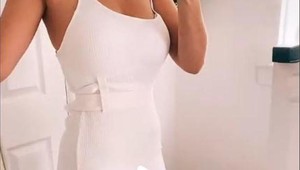 Ženy sa zbláznili do bielych šiat od Zary: Vykúpili všetky, už je na ne poradovník!