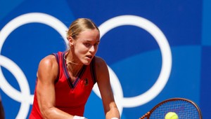 Schmiedlová pokračuje vo skvelých výkonoch. Postupuje do štvrťfinále dvojhry na OH