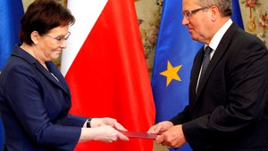 Poľsko má novú premiérku, vládu povedie Kopaczová