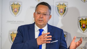 Podľa Kamenického dodatočné výdavky na obranu nesmú ohroziť naše sociálne programy