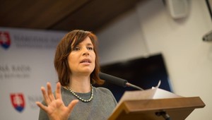 Remišová: Na Slovensku stále rozhoduje Fico. Ľudia si ďalšiu krízu nezaslúžia