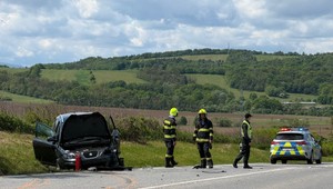 Vážna nehoda na východe Slovenska: V aute sedela tehotná žena s malou dcérkou