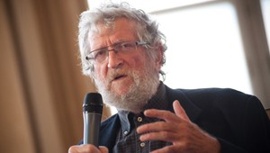 Zomrel významný slovenský novinár a spoluzakladateľ VPN Eugen Gindl