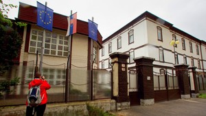 Poslanci budú vedieť či a prečo vás odpočúva tajná služba