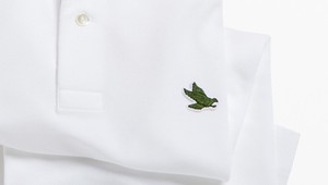 Legendárny krokodíl Lacoste prenechal miesto na polokošeliach desiatim ohrozeným druhom