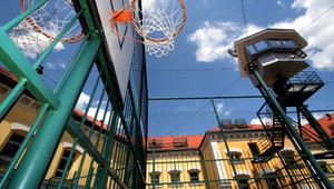 21 ROKOV PO. Pri vzbure v Leopoldove zomrelo 5 dozorcov