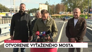 Tlačová beseda primátora Bratislavy Valla: Otvorenie vyťaženého mosta