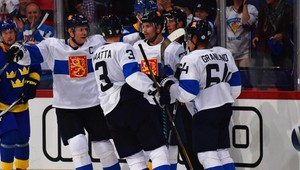 Fíni v príprave pred Svetovým pohárom zdolali v nájazdoch Švédov