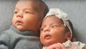 Mal to byť najkrajší deň v ich živote: Do Ukrajiny prišli pre vytúžené dvojčatá, uviazli uprostred vojny