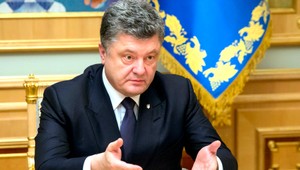 Porošenko pripúšťa referendum o posilnení autonómie proruských oblastí
