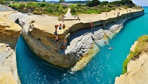 Sidari na gréckom ostrove Korfu: Kanál lásky sľubuje šťastie na celý život
